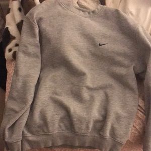 Gray Nike crewneck! Only worn once. Like brand new. Size medium.OBO